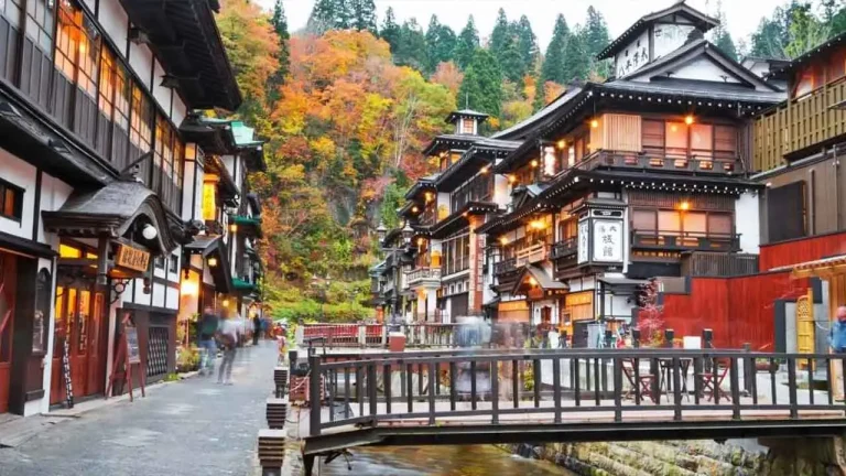Top 16 Small Towns in Japan – Beautiful Villages in Japan